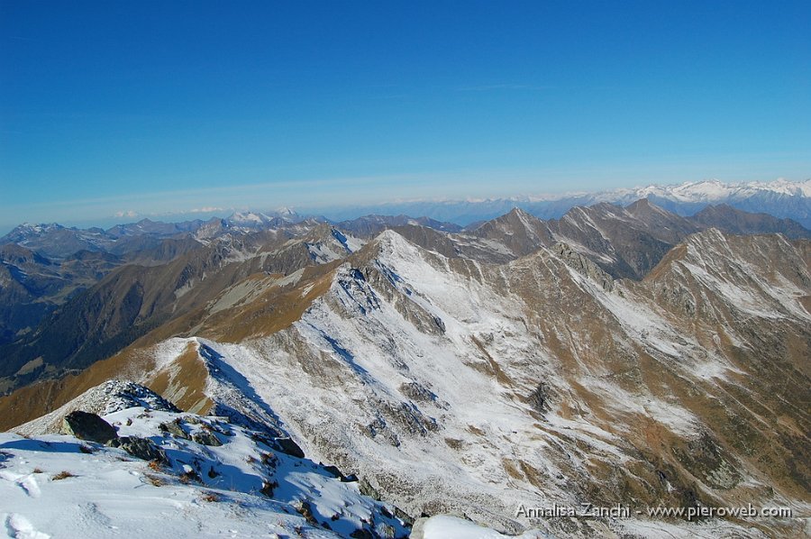 15 Dal Corno Stella panorama verso ovest.JPG